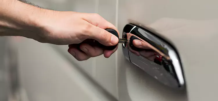 Why Choose Our Auto Locksmith Team in North Massapequa, NY?